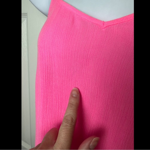 LILLY PULITZER Dusk Racerback Tank Top blouse Shirt Neon Kin Royal Pink Rayon - Picture 9 of 14